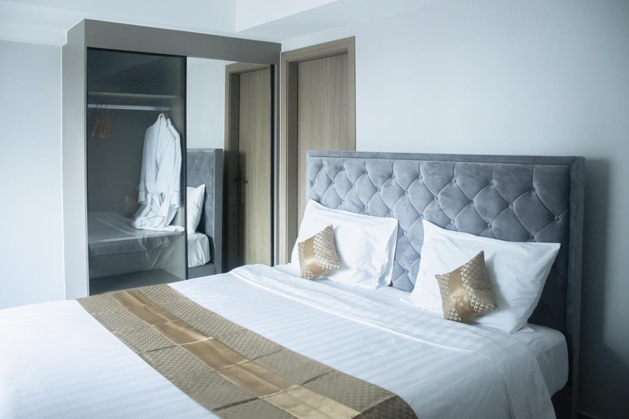 Parc21 Luxury Boutique Hotel Phnom Penh Exterior photo