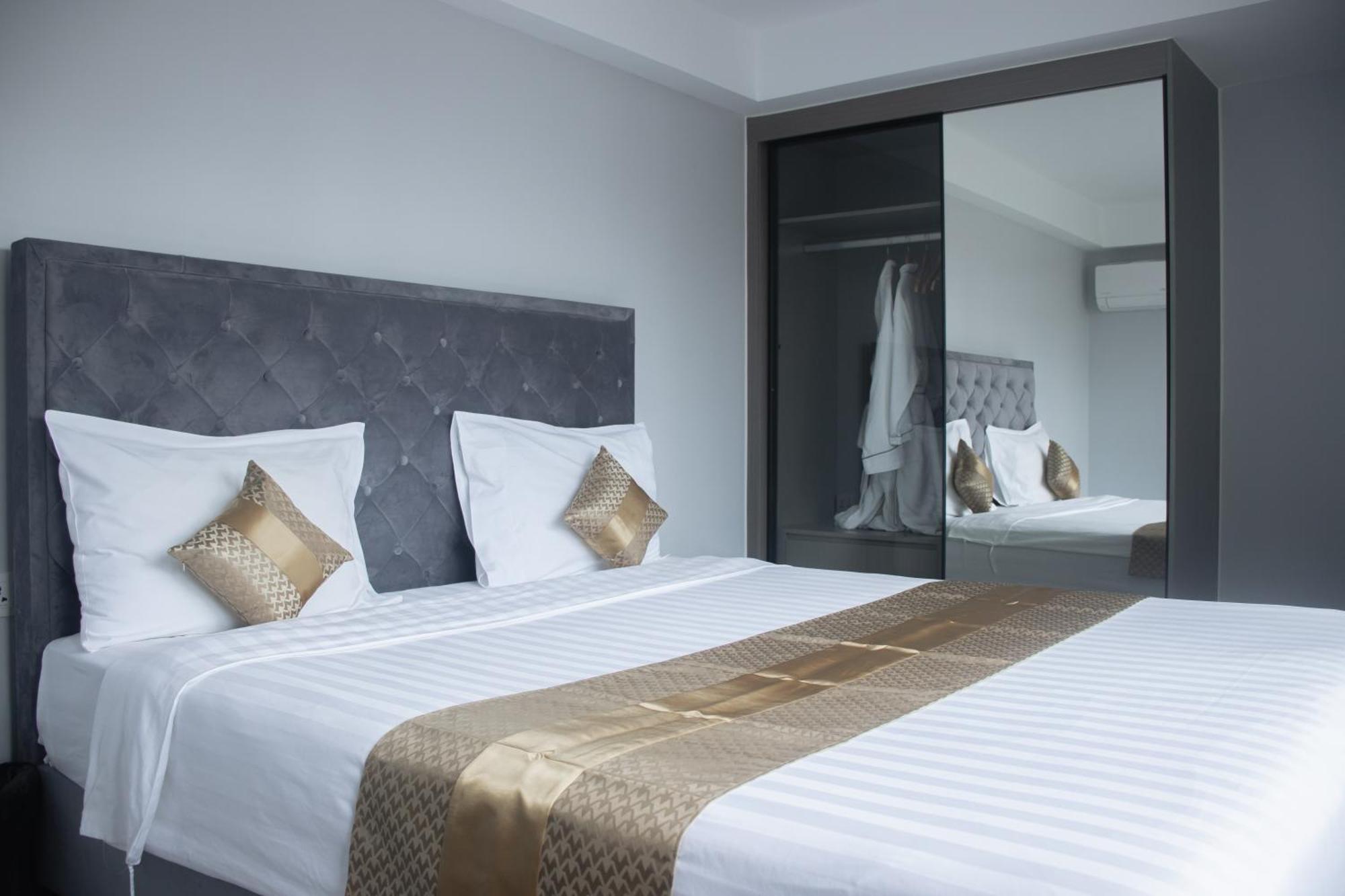 Parc21 Luxury Boutique Hotel Phnom Penh Exterior photo